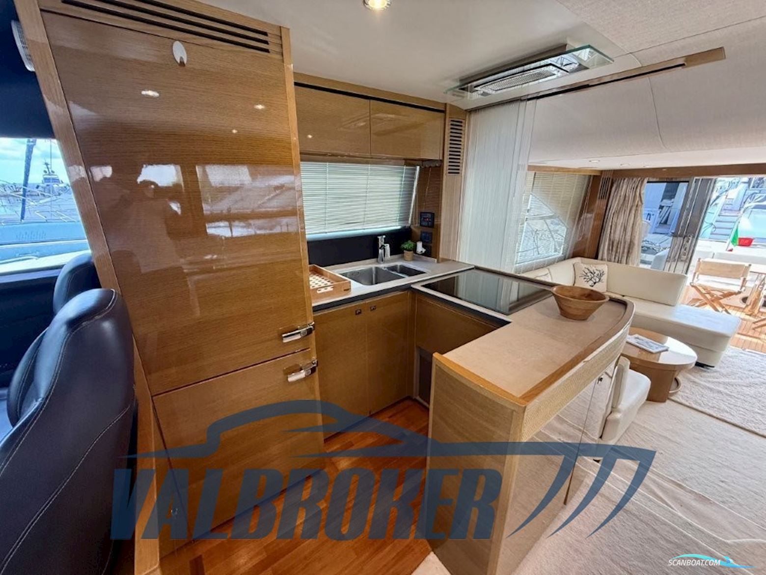 Princess Yachts 60