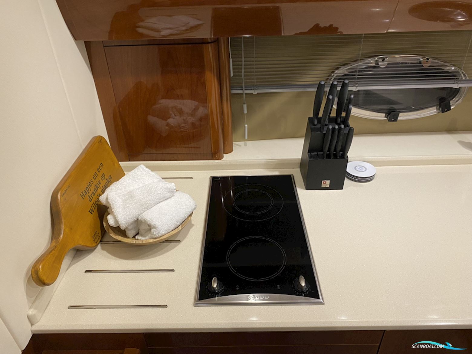 Princess Yachts Princess V48