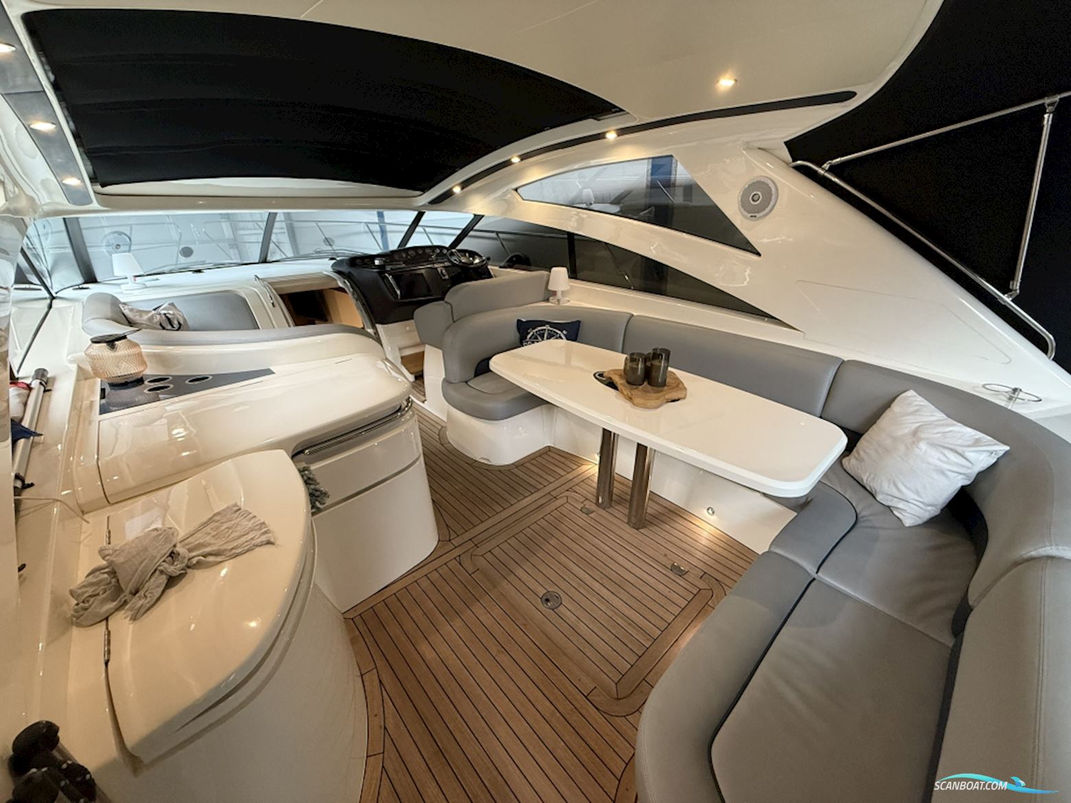 Princess Yachts Princess V48