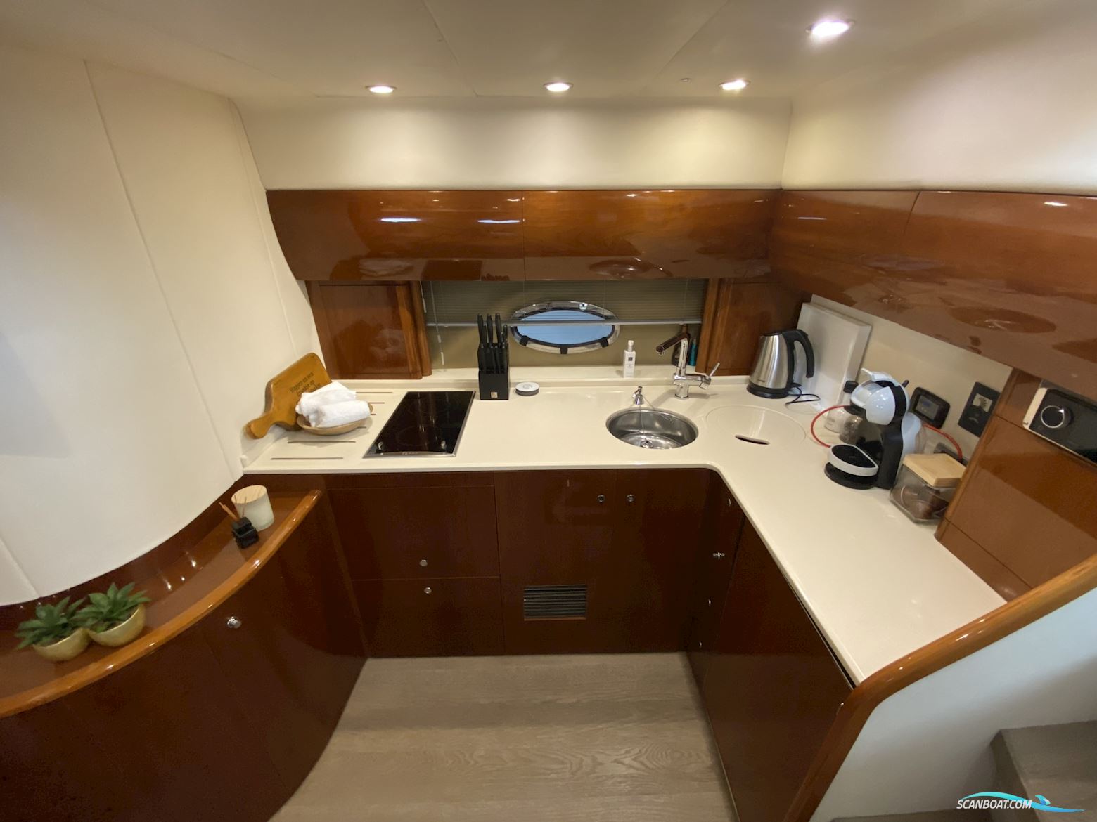 Princess Yachts Princess V48