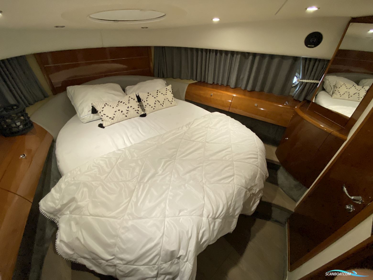 Princess Yachts Princess V48