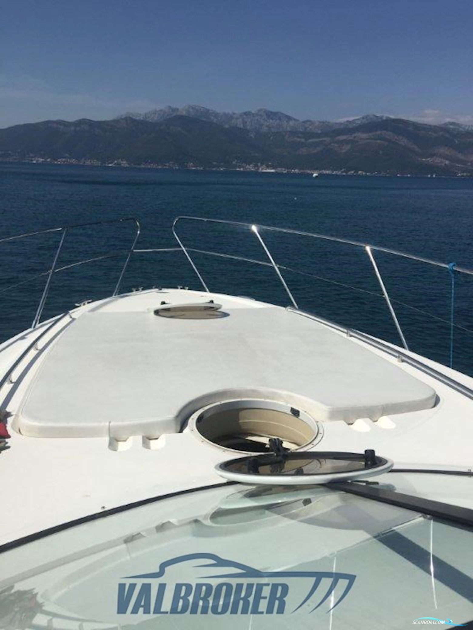 Princess Yachts V 45