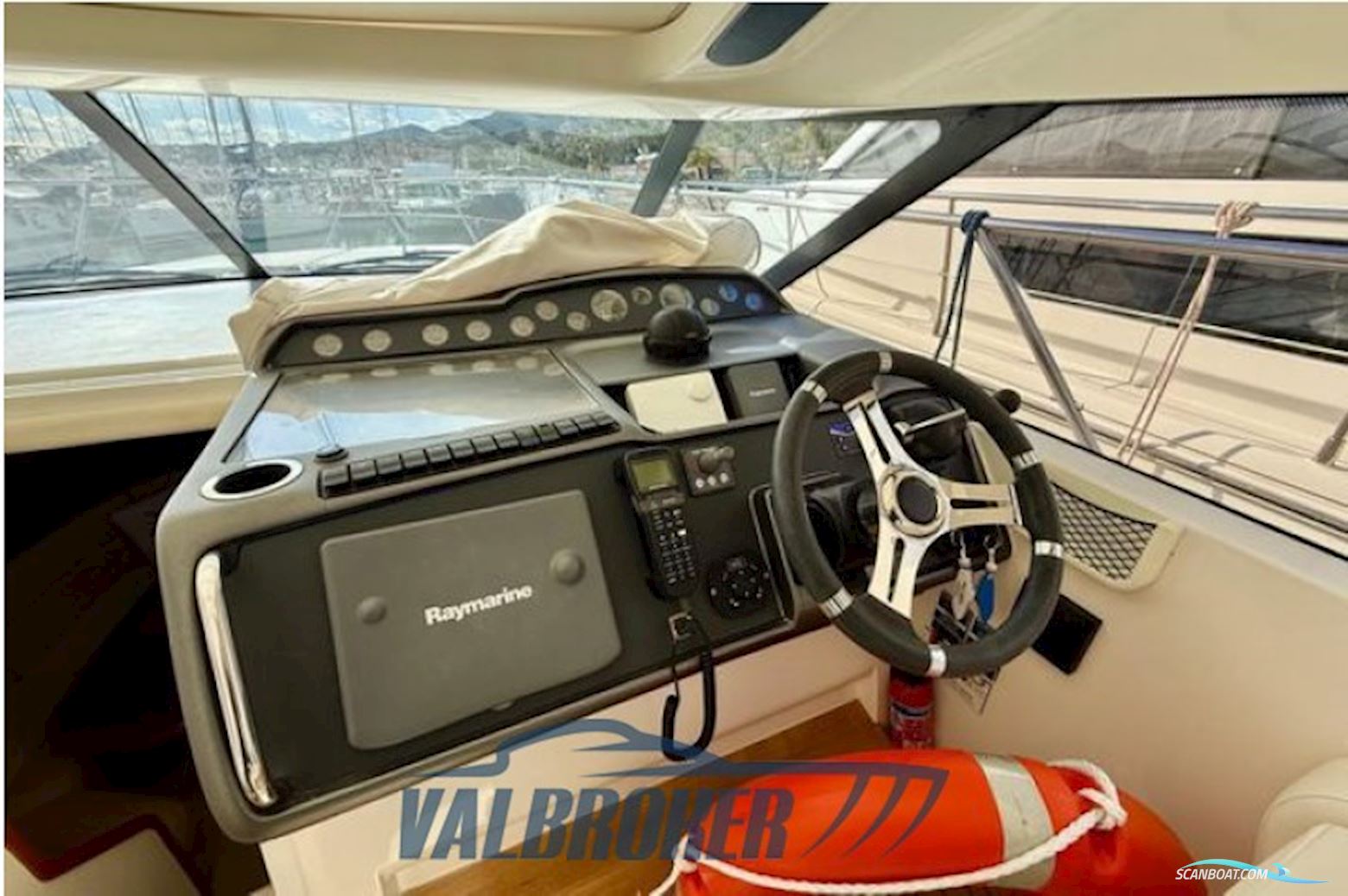 Princess Yachts V48