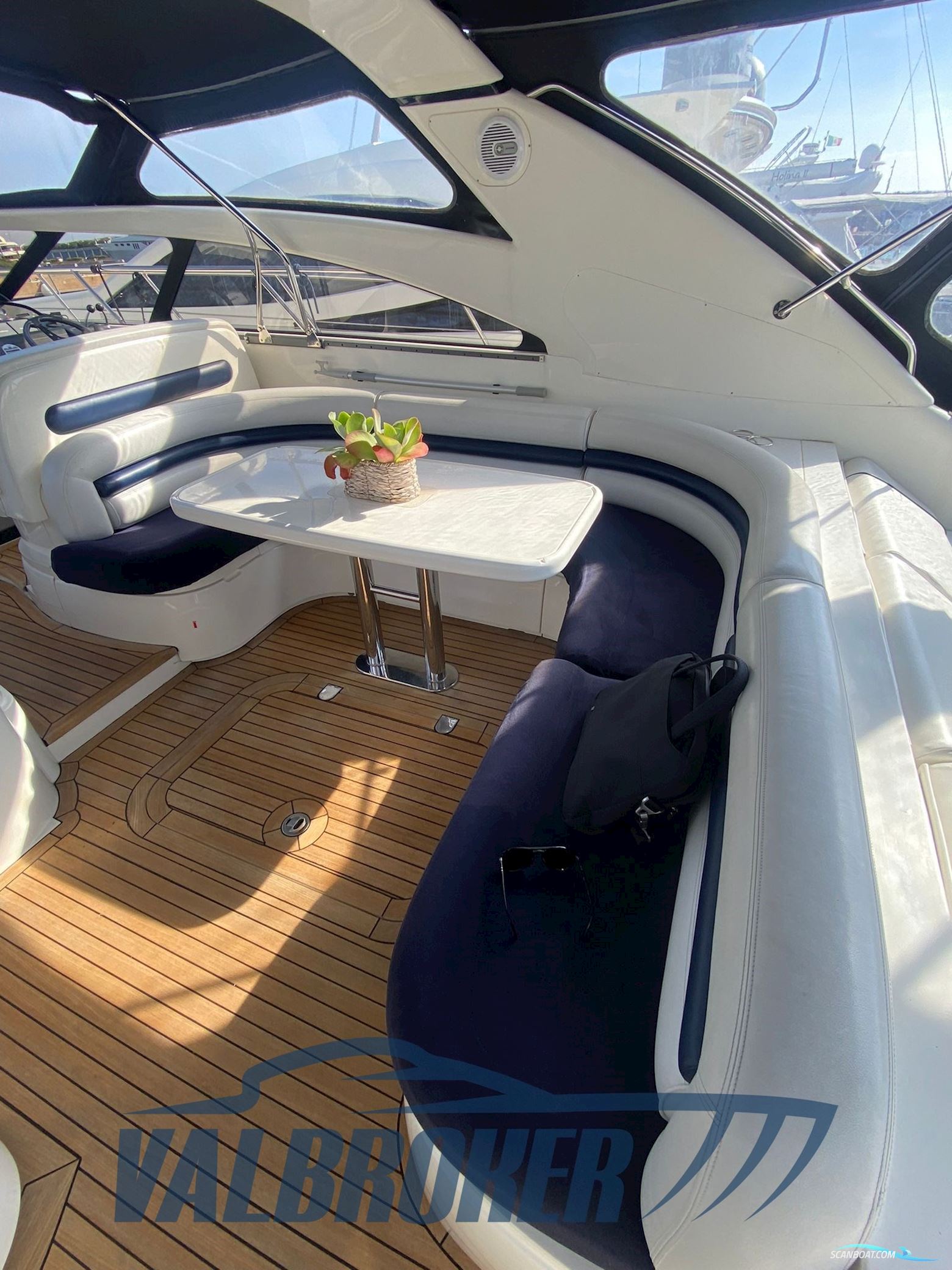 Princess Yachts V50