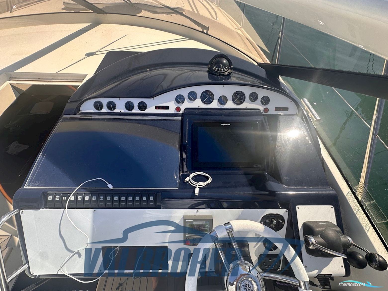 Princess Yachts V50