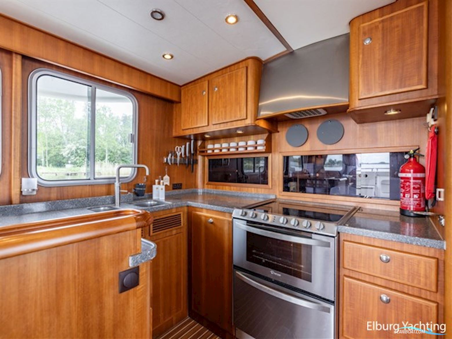 Privateer Trawler 50 - France Proof - Stabilizers 