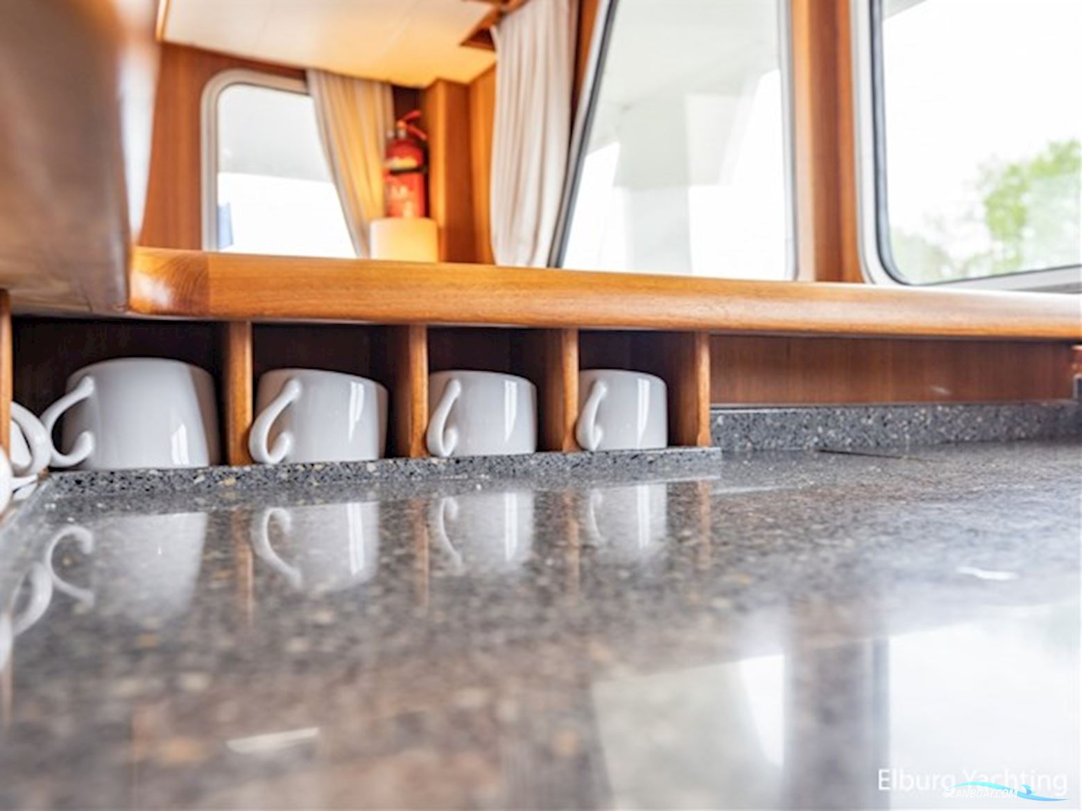 Privateer Trawler 50 - France Proof - Stabilizers 