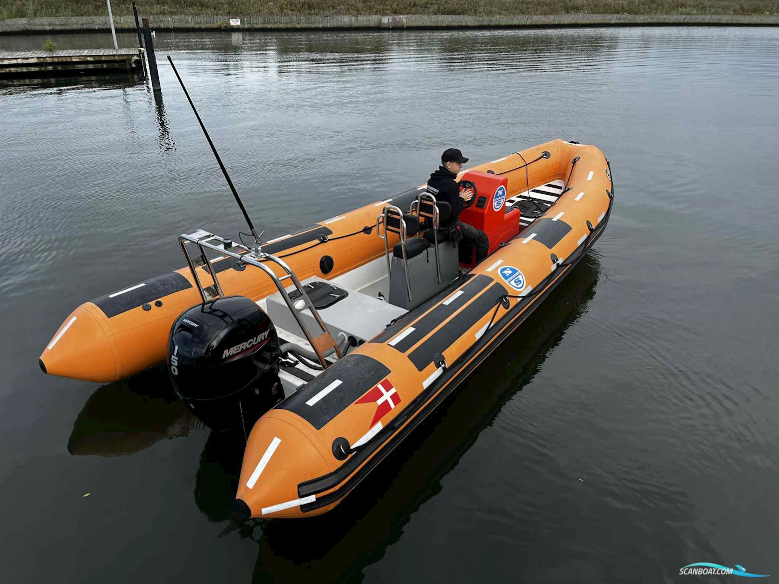 Pro-safe RIB 740 med 150 Mercury