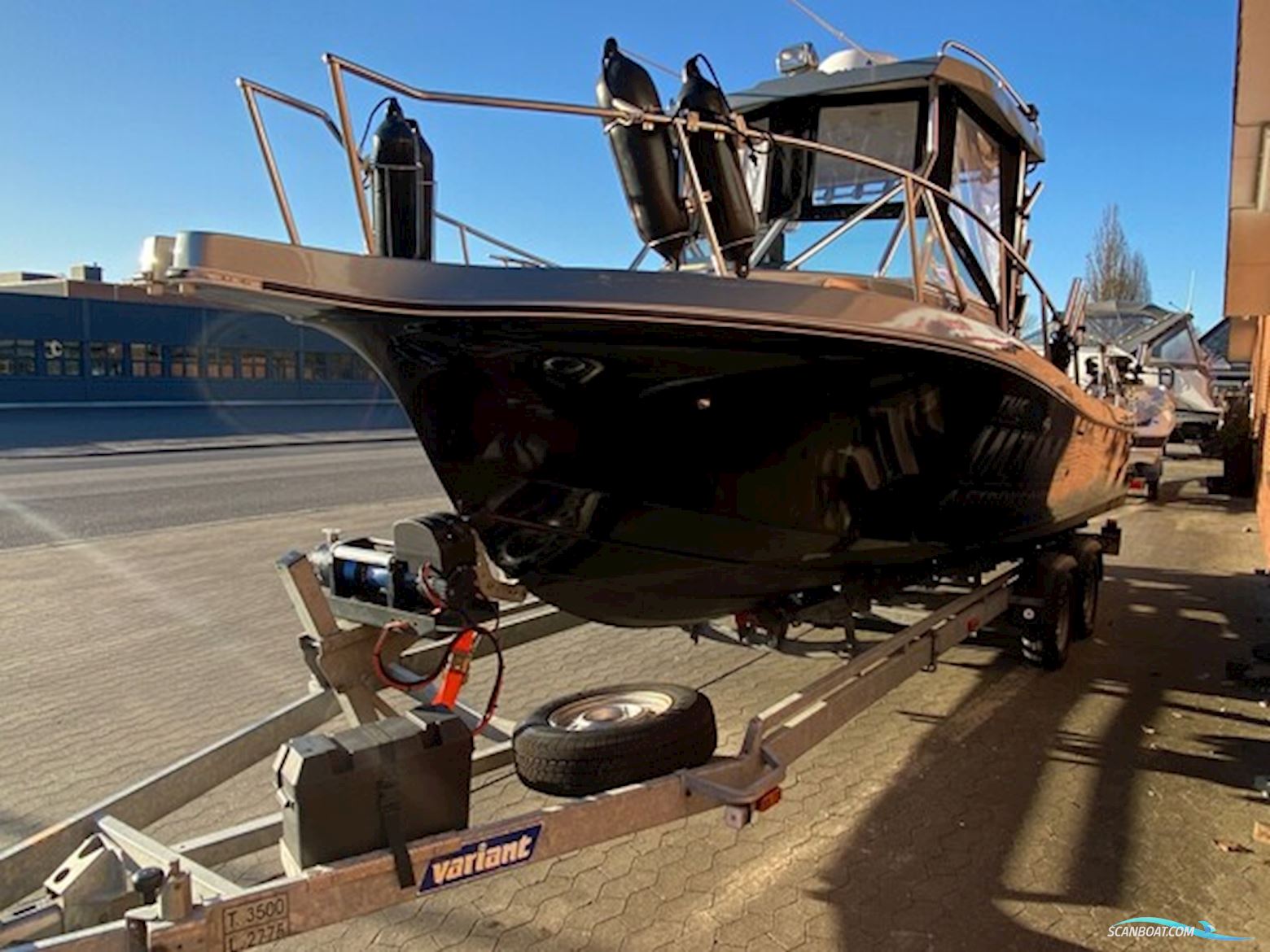 Profisher Cutter 223 WA m/2 stk. Suzuki DF200 hk og Variant buggitrailer - NU NEDSAT KR. 50.000,- !