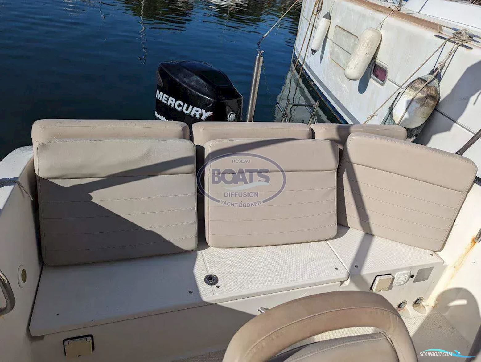 Quicksilver  675 Activ