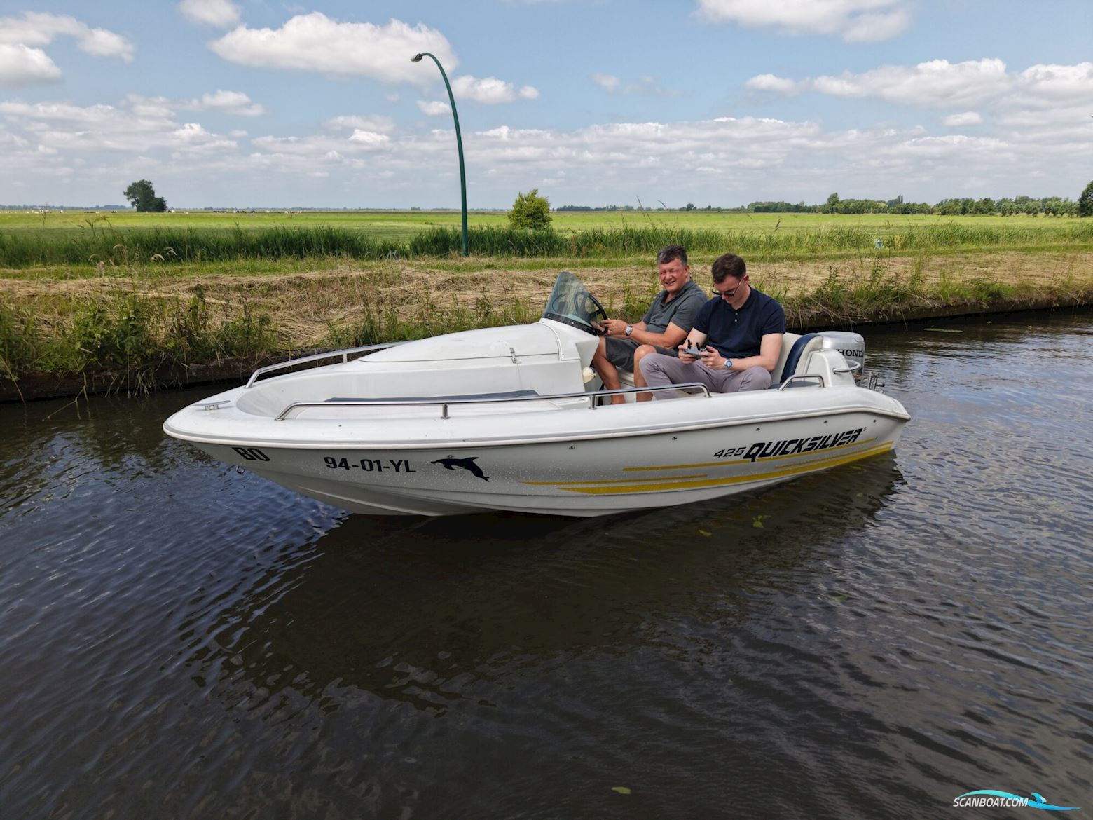 Quicksilver 425 Open