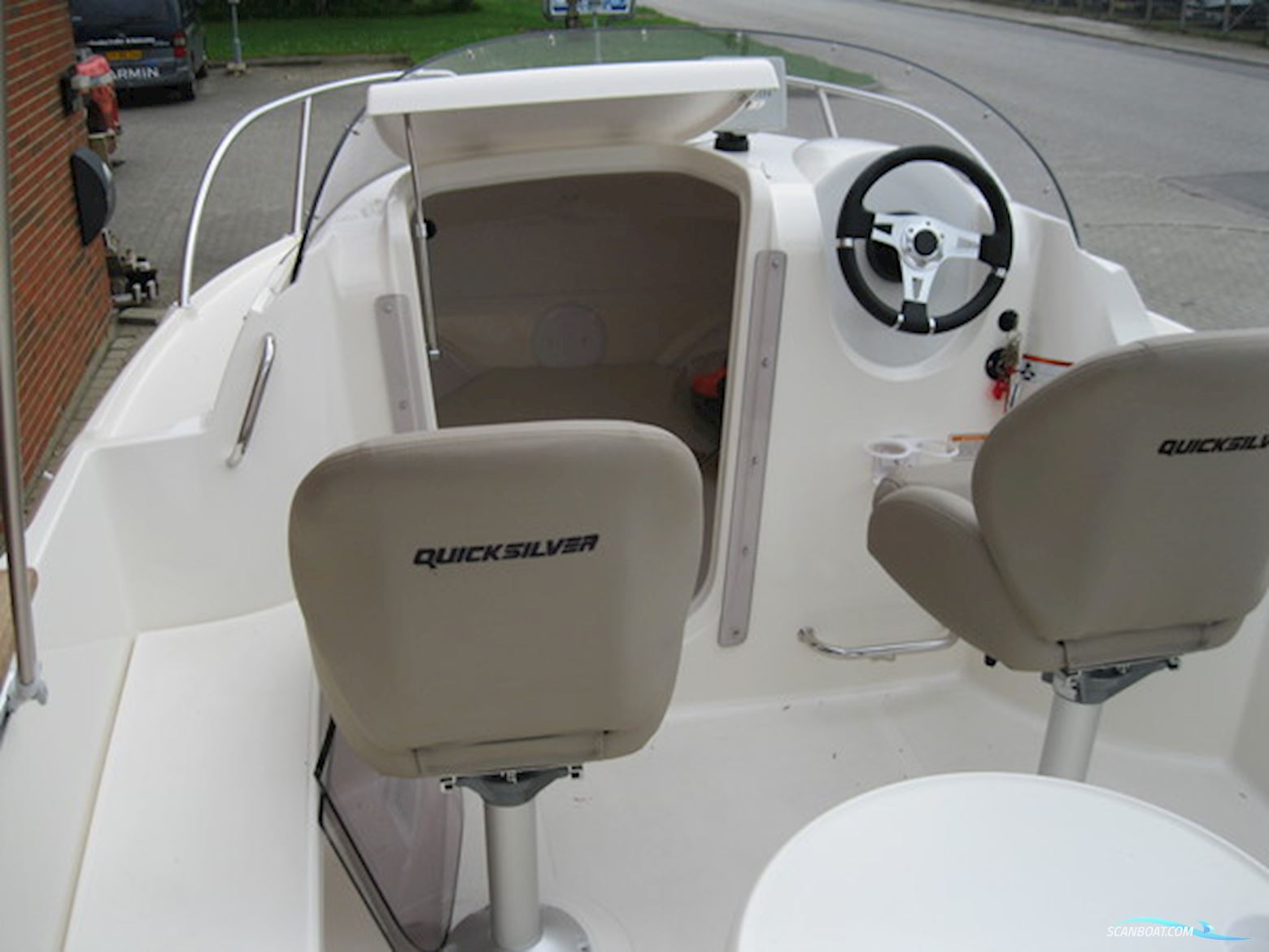 Quicksilver 470 Cruiser m/Mercury F50 hk Efi 4-Takt og Brenderup Bådtrailer