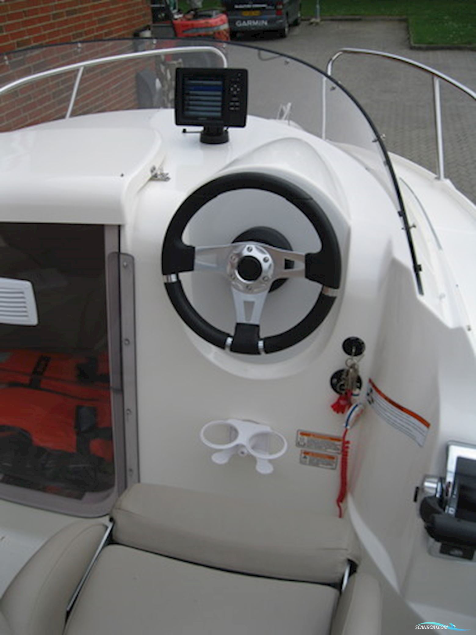 Quicksilver 470 Cruiser m/Mercury F50 hk Efi 4-Takt og Brenderup Bådtrailer