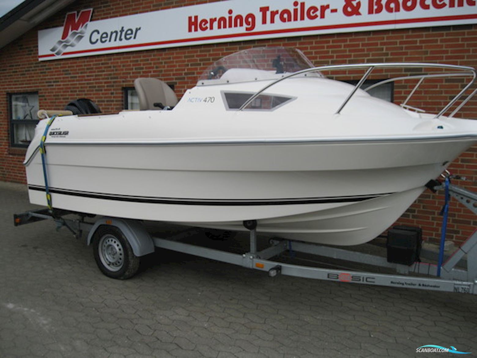 Quicksilver 470 Cruiser m/Mercury F50 hk Efi 4-Takt og Brenderup Bådtrailer