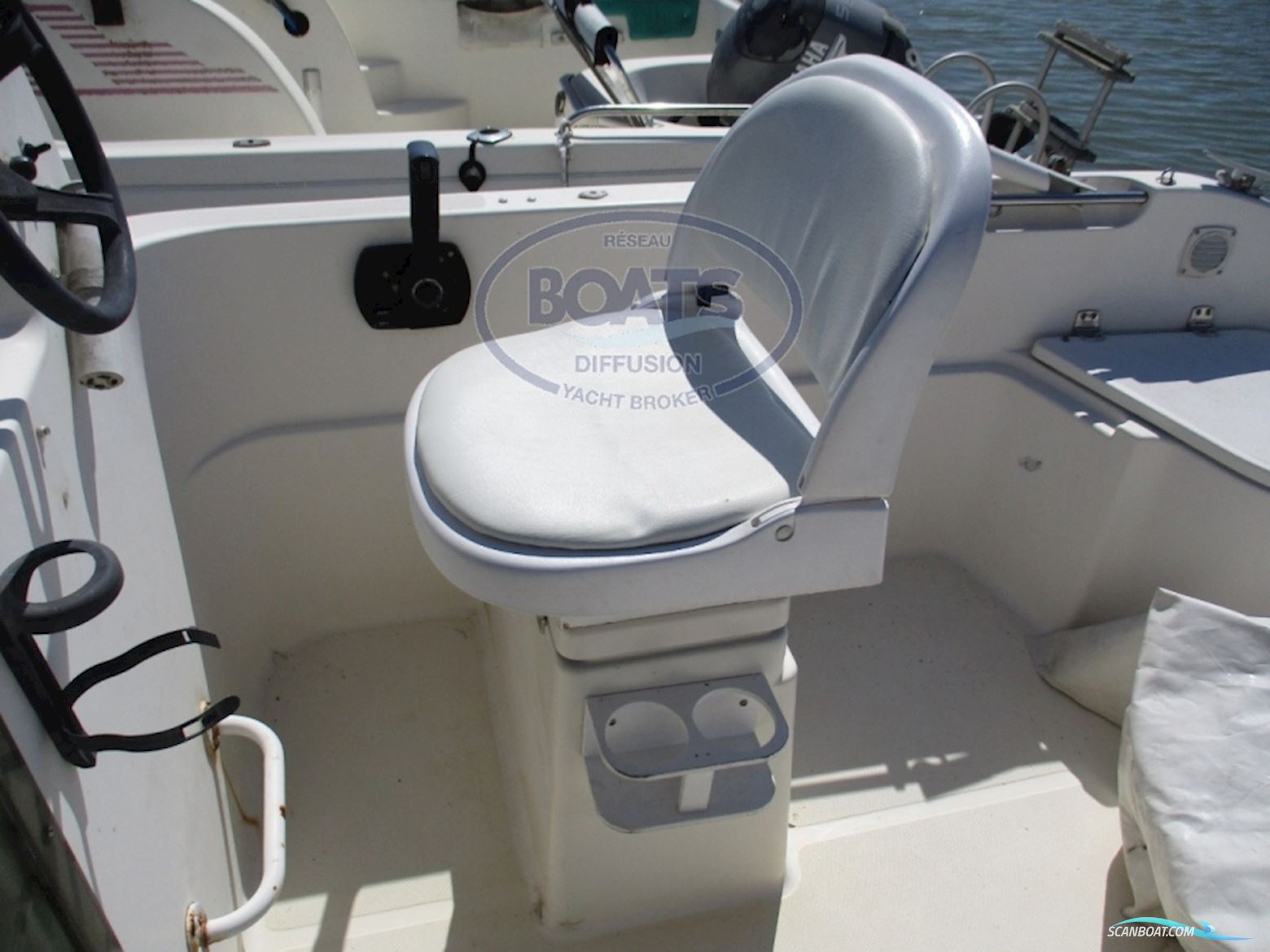 Quicksilver 500 CABIN