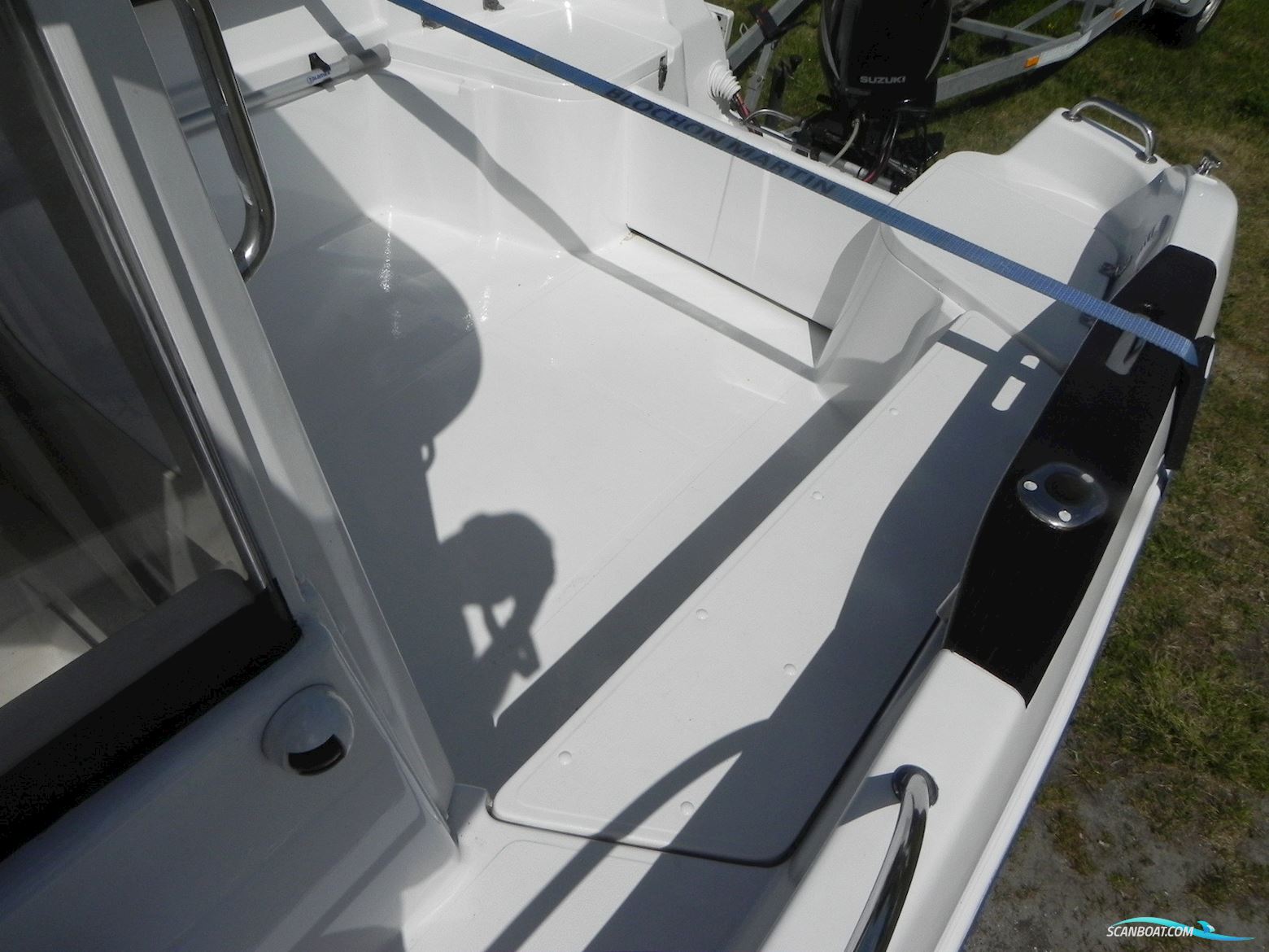 Quicksilver 500 Pilothouse