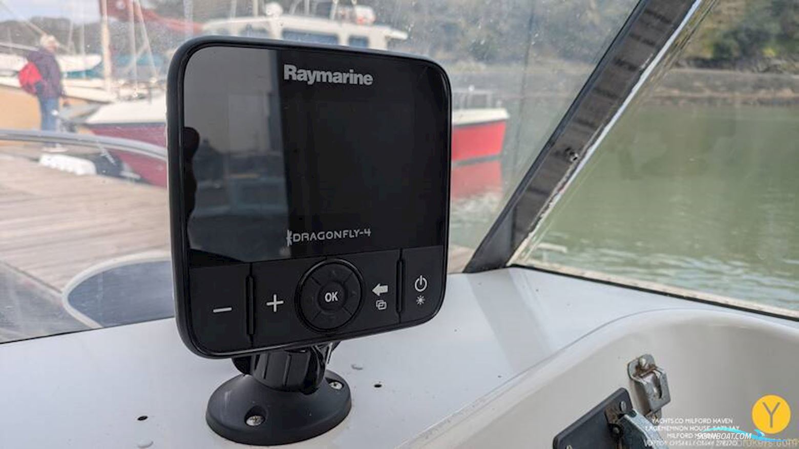 Quicksilver 500 Pilothouse