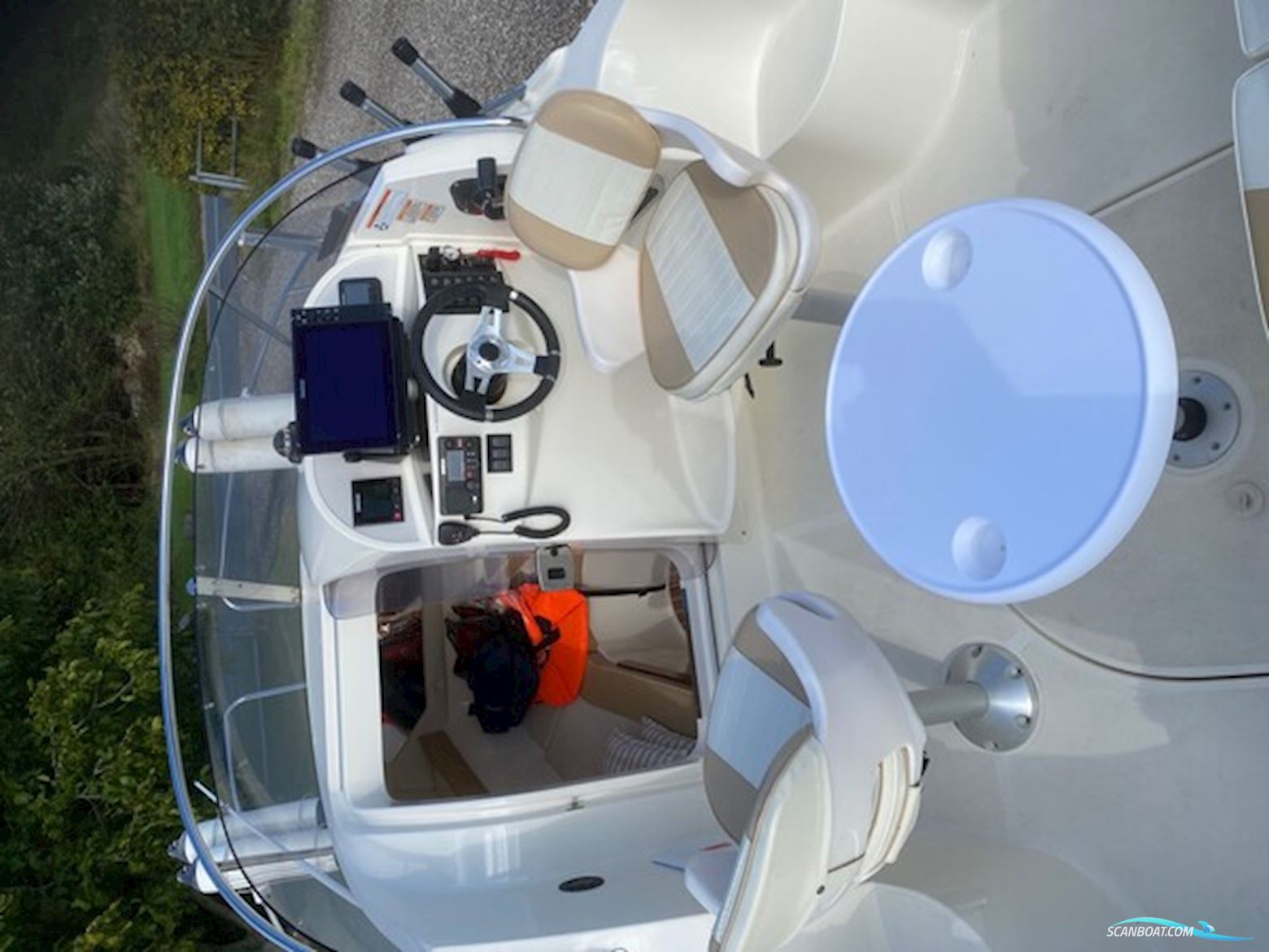 Quicksilver 540 – Suzuki 140 HK – Topudstyret Fiskebåd/Familiebåd
