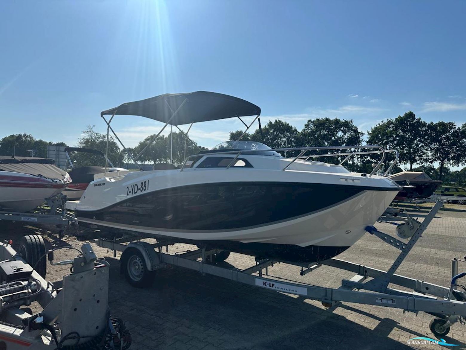 Quicksilver 555 Cabin