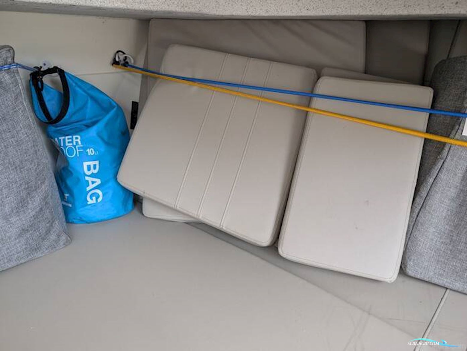 Quicksilver 555 Pilot House