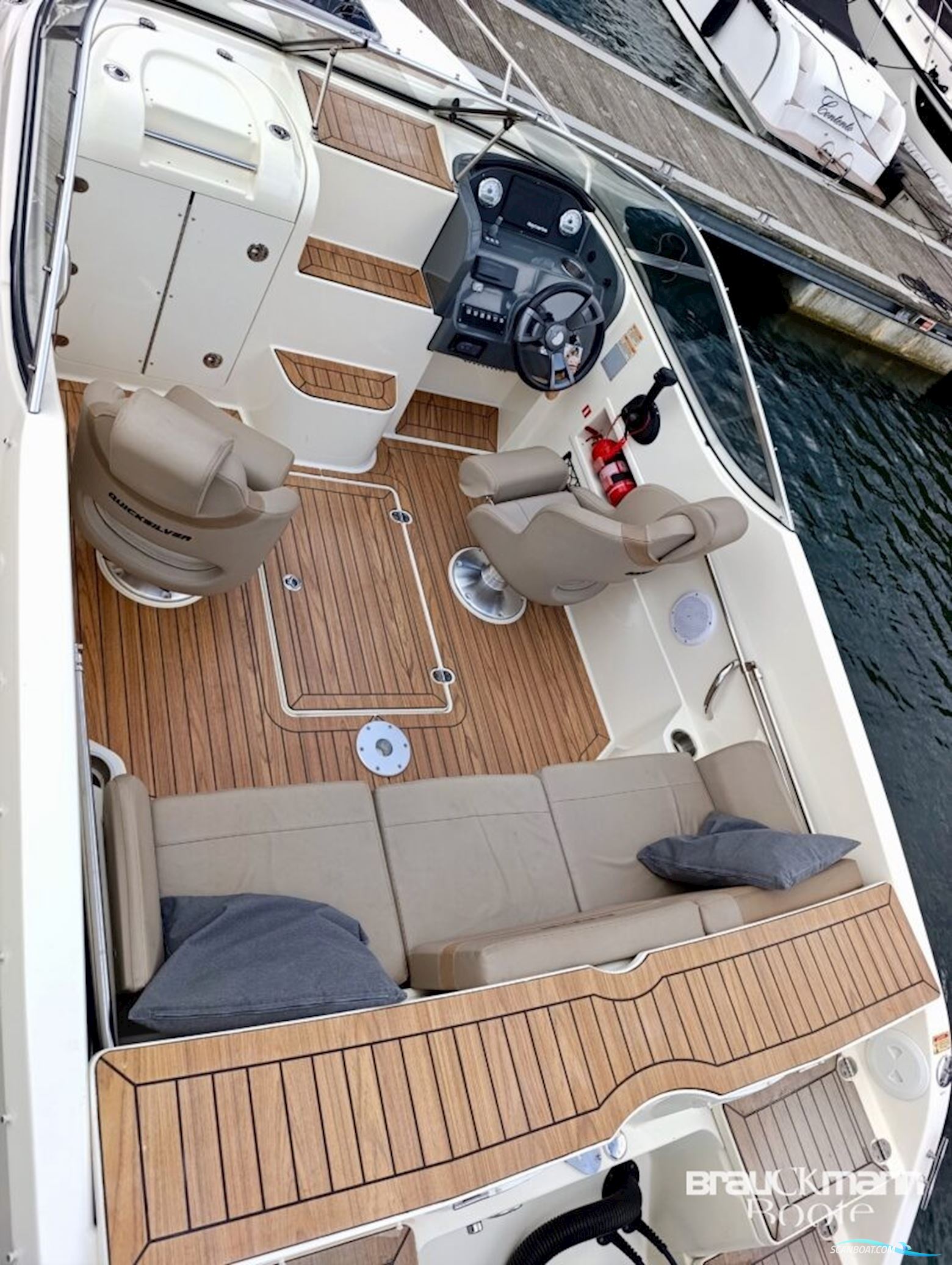 Quicksilver 595 Activ