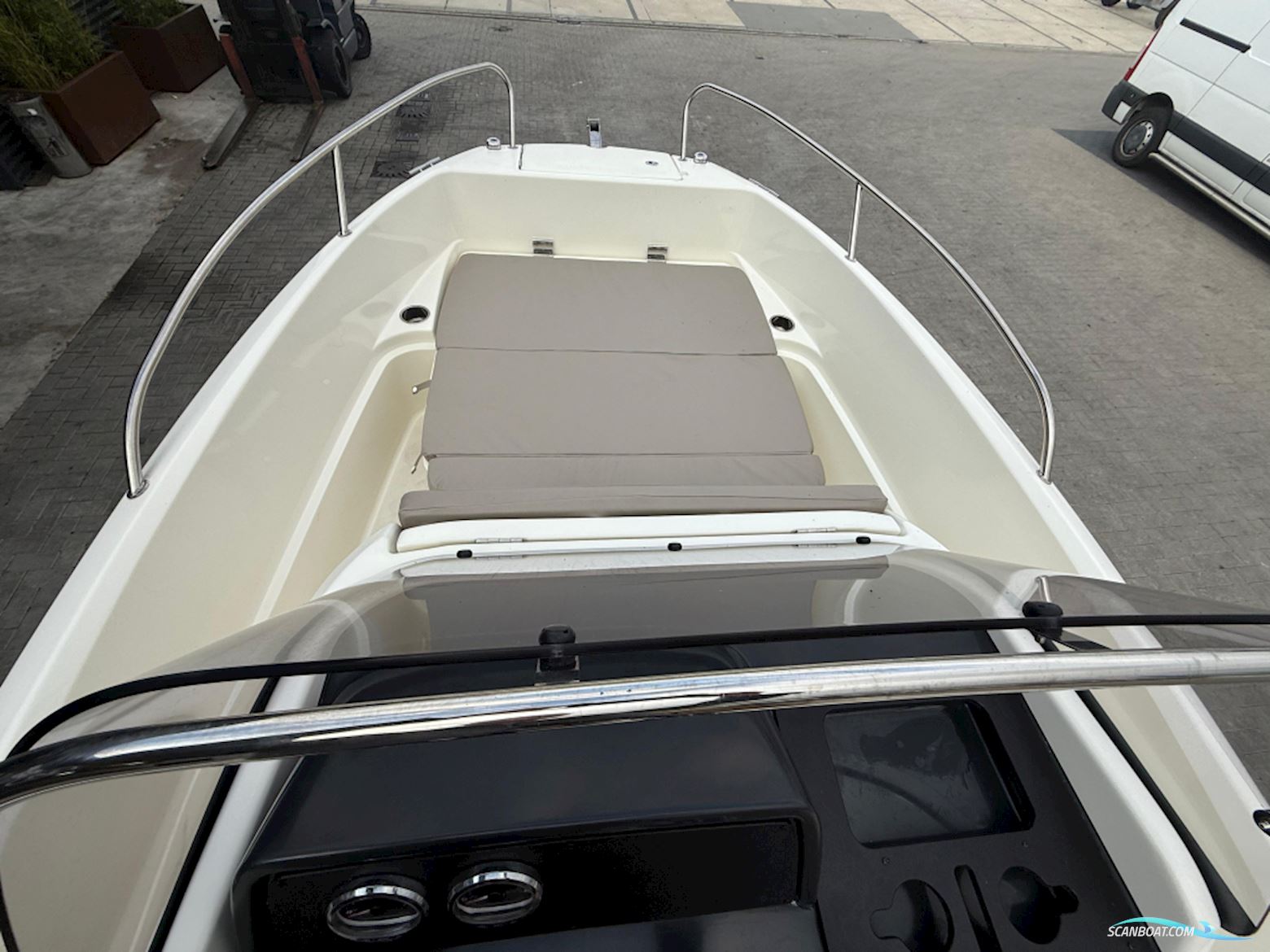 Quicksilver 605 Open