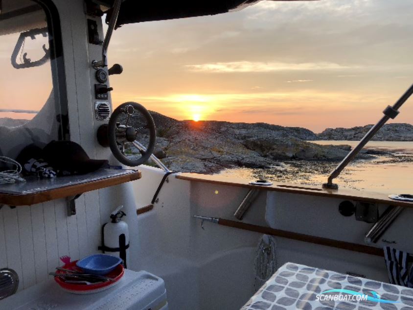 Quicksilver 640 Pilothouse