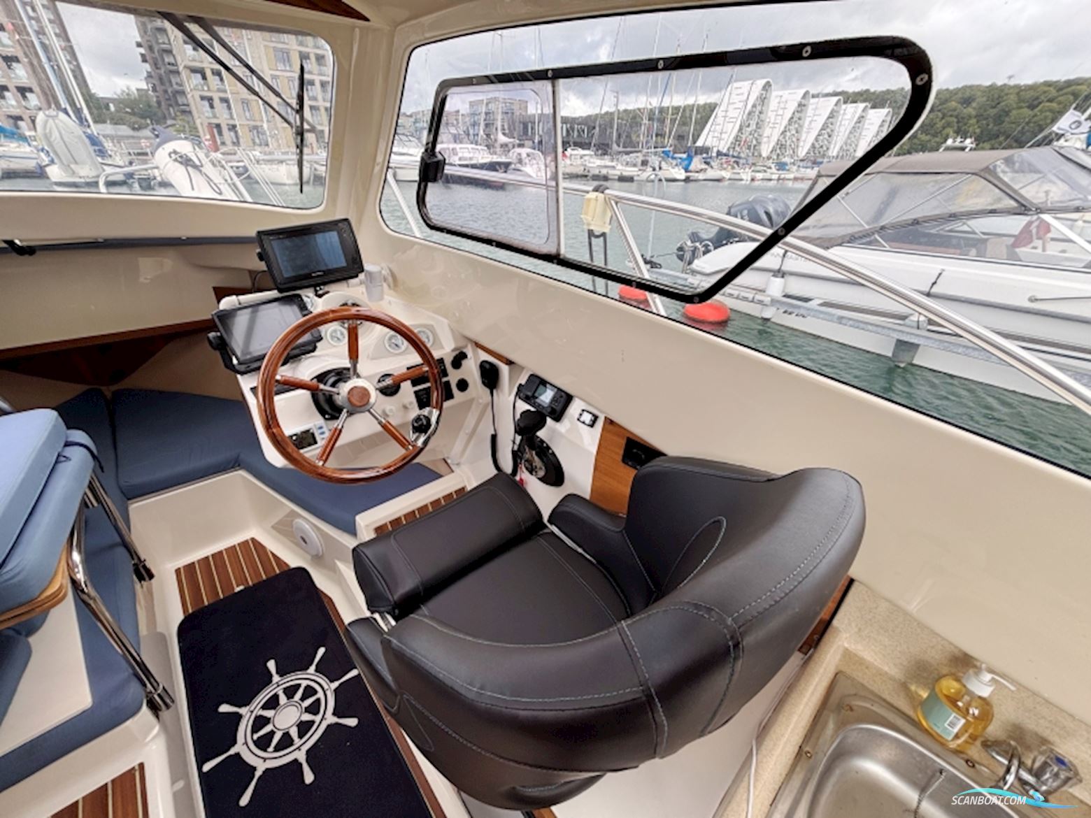 Quicksilver 640 Weekend