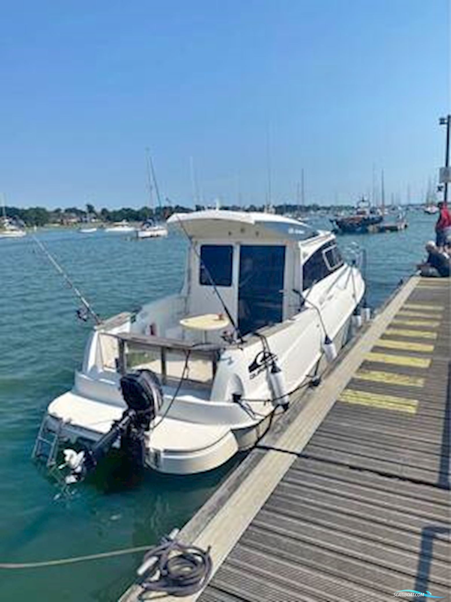 Quicksilver 640 Weekender