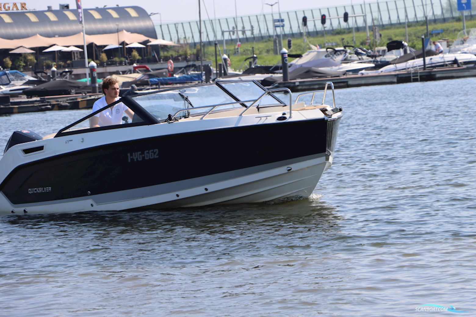 Quicksilver 675 Bowrider