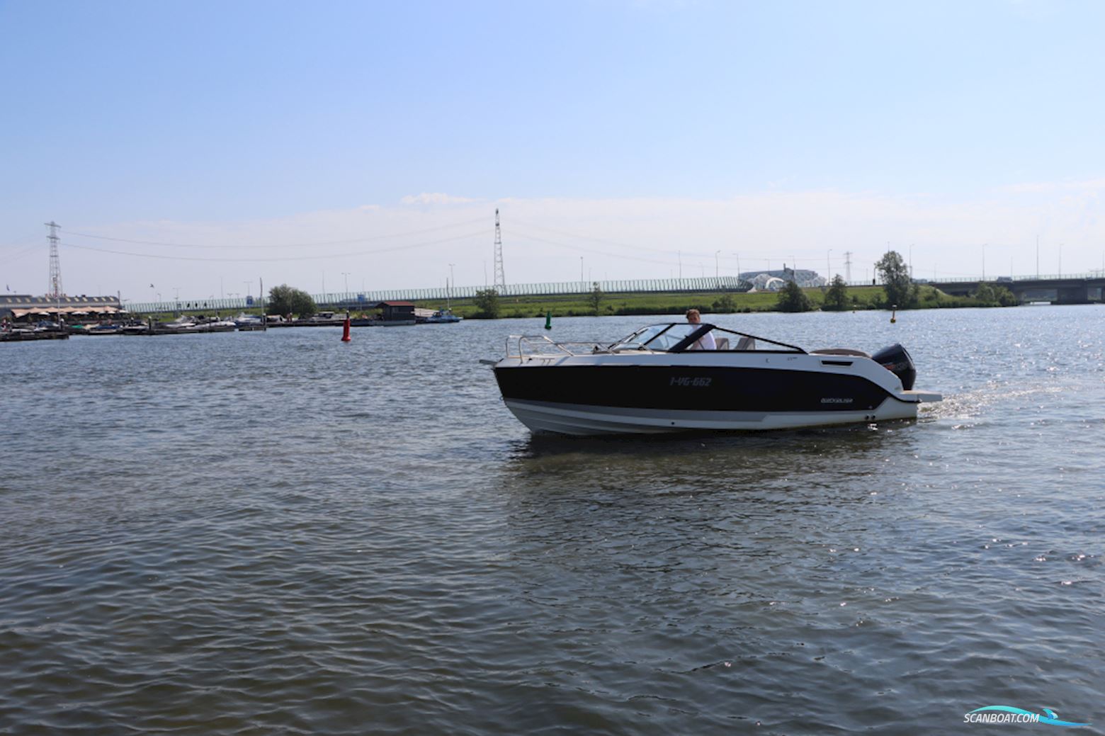 Quicksilver 675 Bowrider