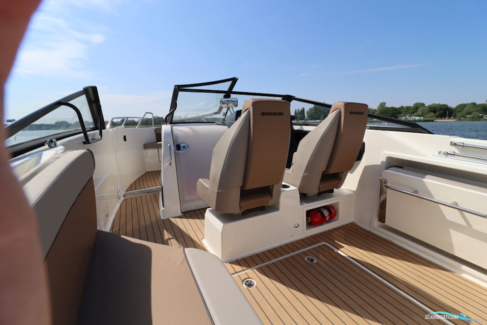Quicksilver 675 Bowrider