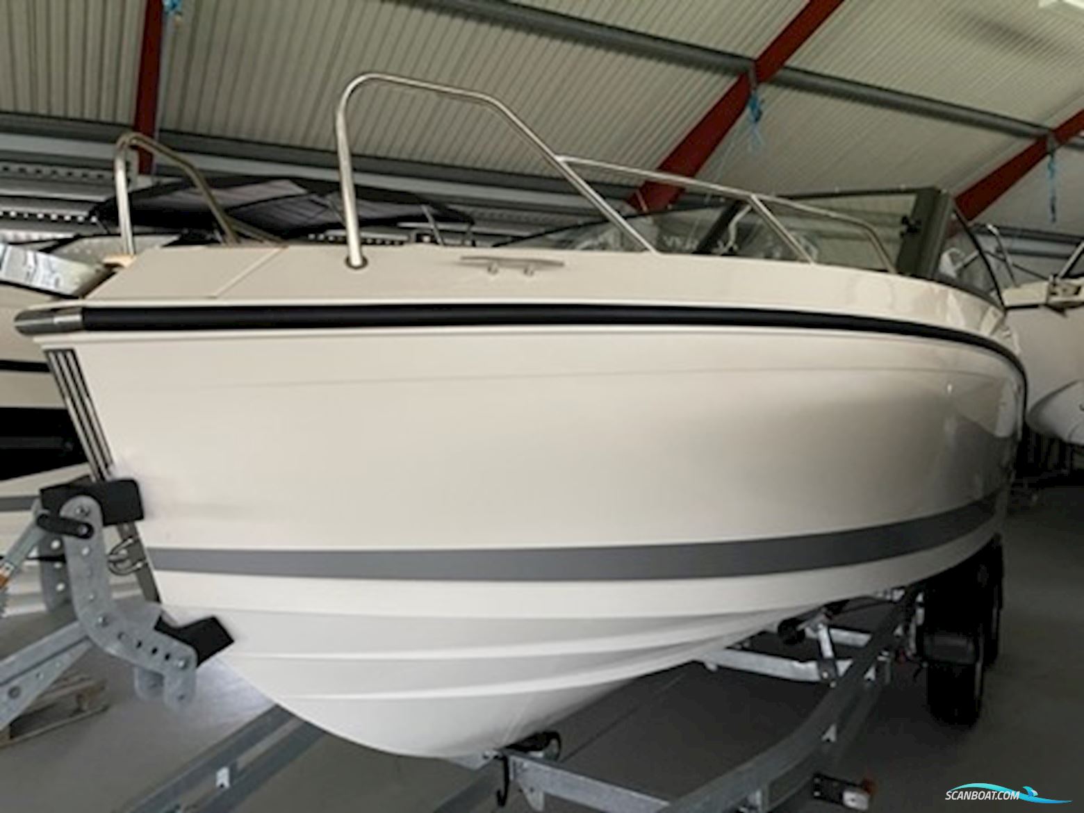 Quicksilver 675 Cruiser med Mercury F150 EFI EXLPT