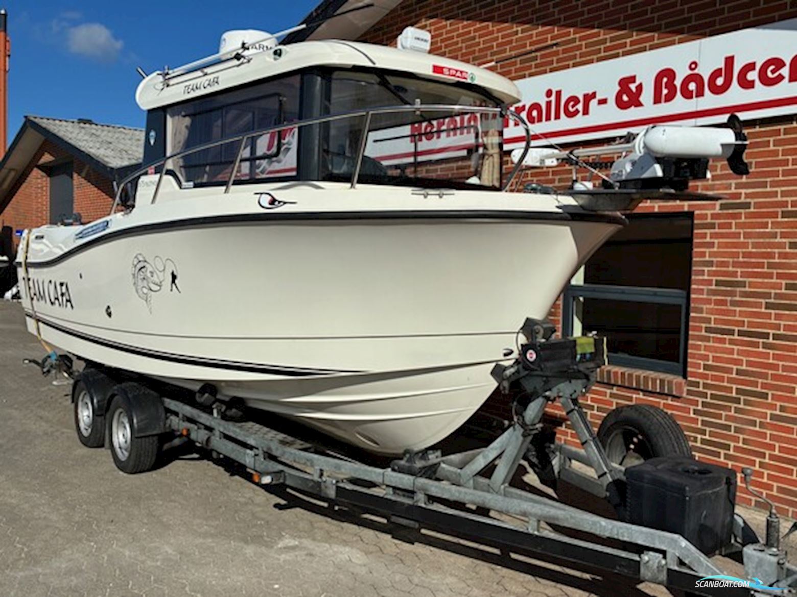 Quicksilver 675 Pilothouse m/Mercury F200 hk og Brenderup trailer