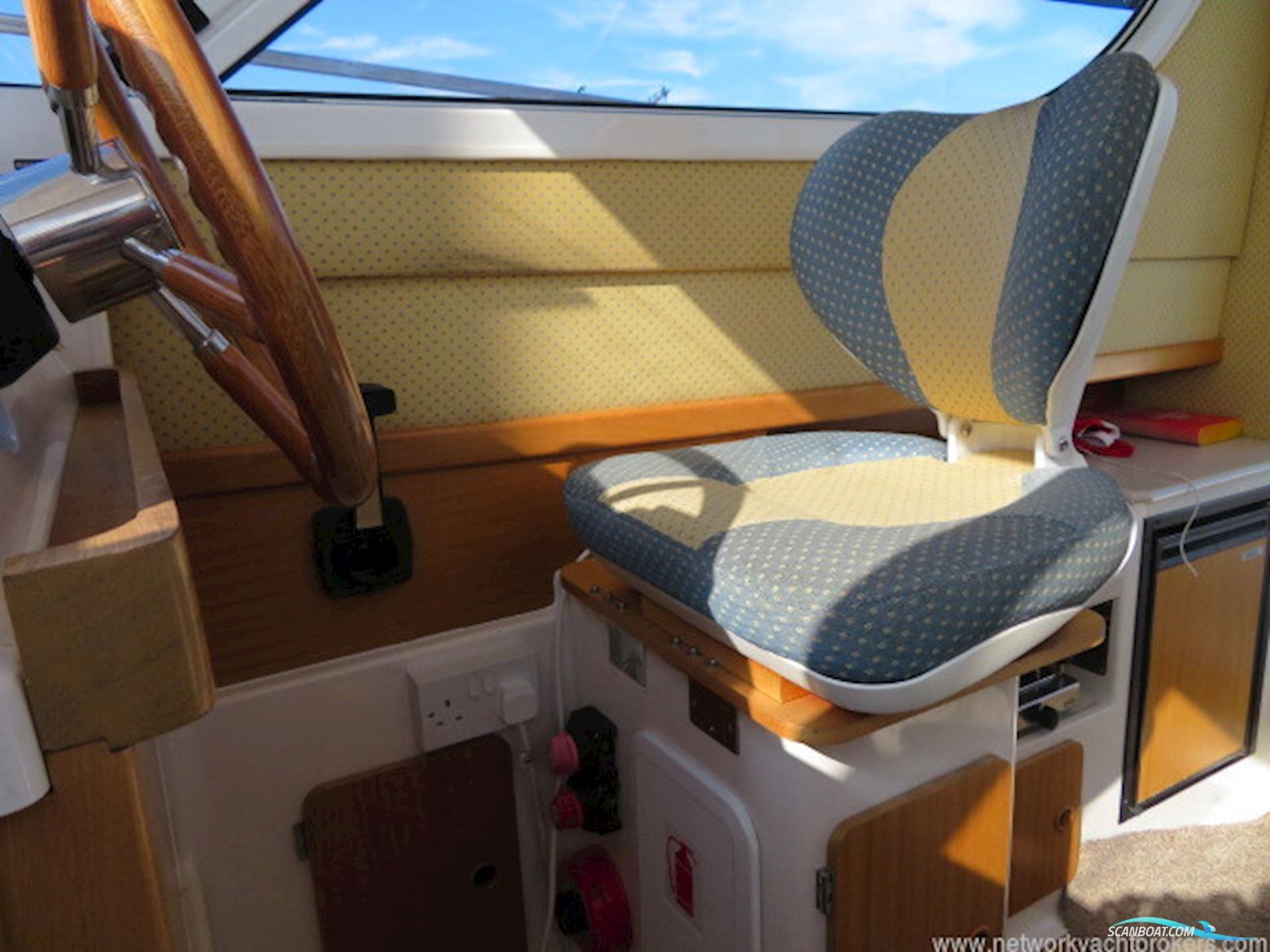 Quicksilver 700 Weekender