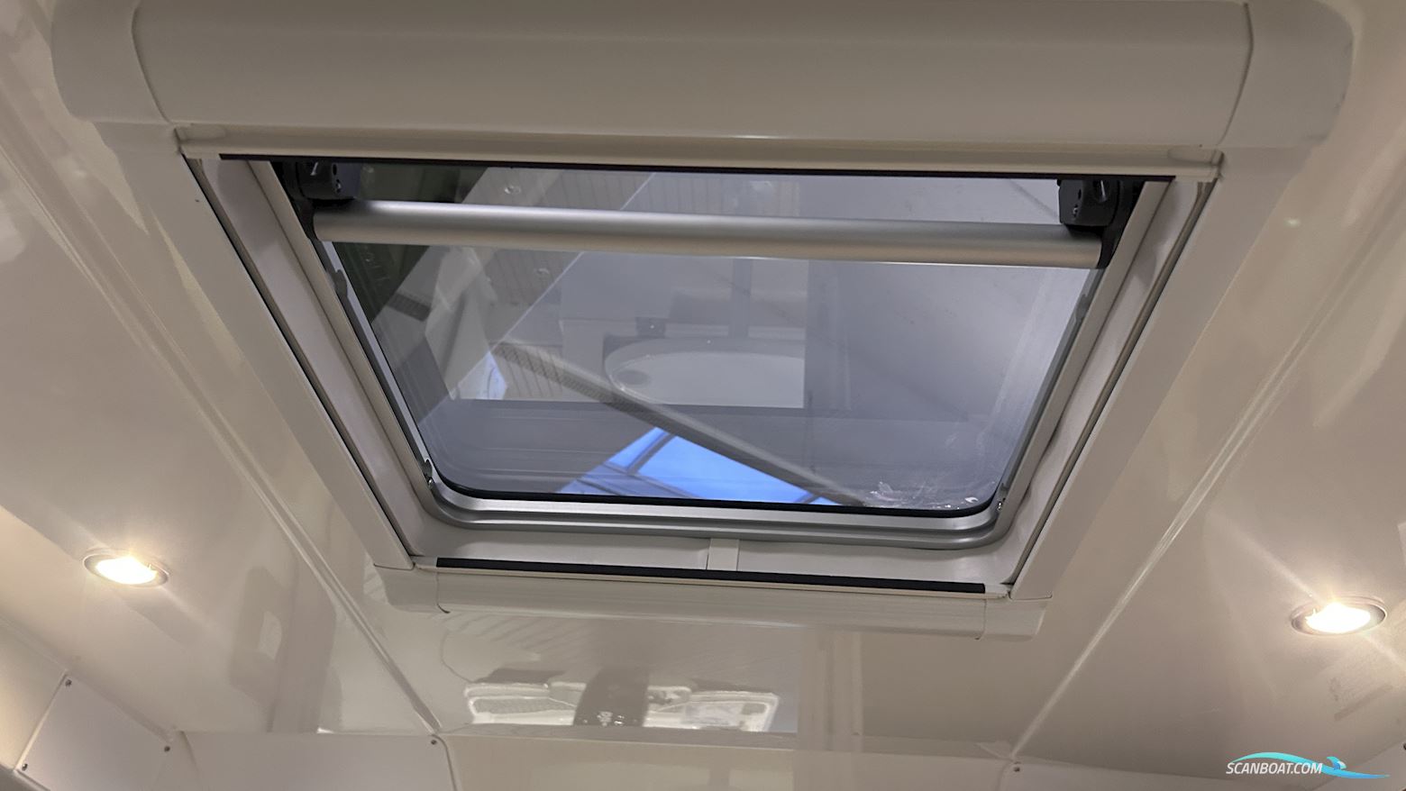 Quicksilver 705 Weekend