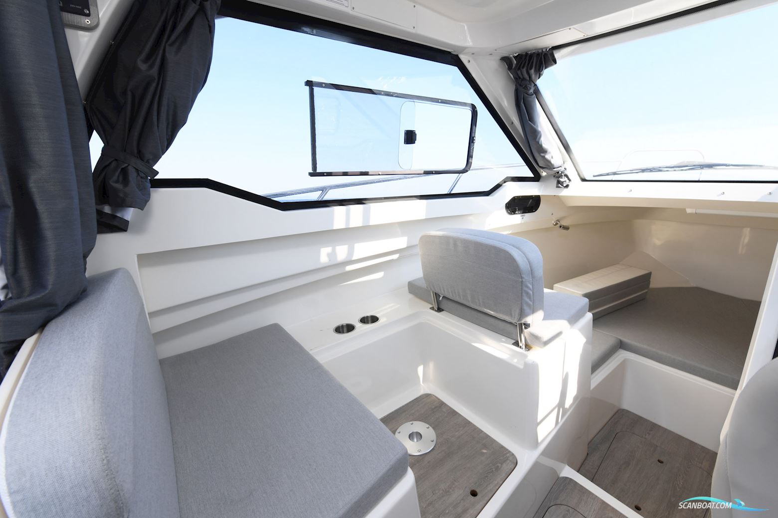 Quicksilver 705 Weekend