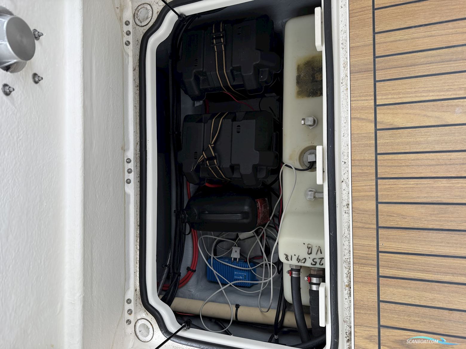 Quicksilver 755 Activ Cruiser, Nedsat