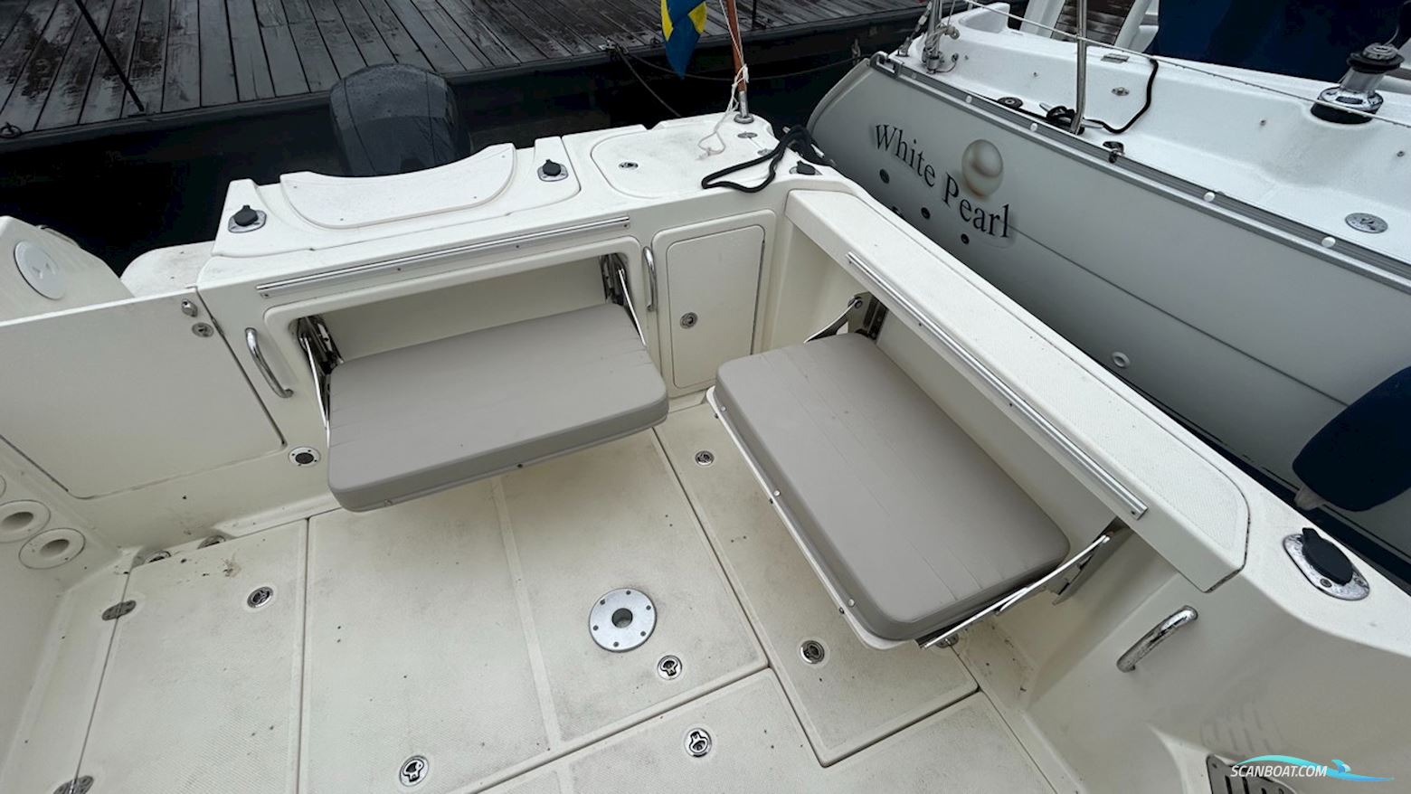 Quicksilver 755 Pilothouse