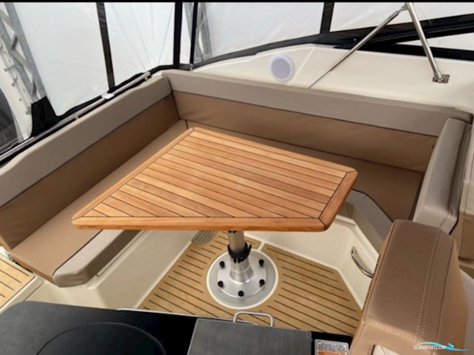 Quicksilver 805 Activ Cruiser med MerCury 300 hk 