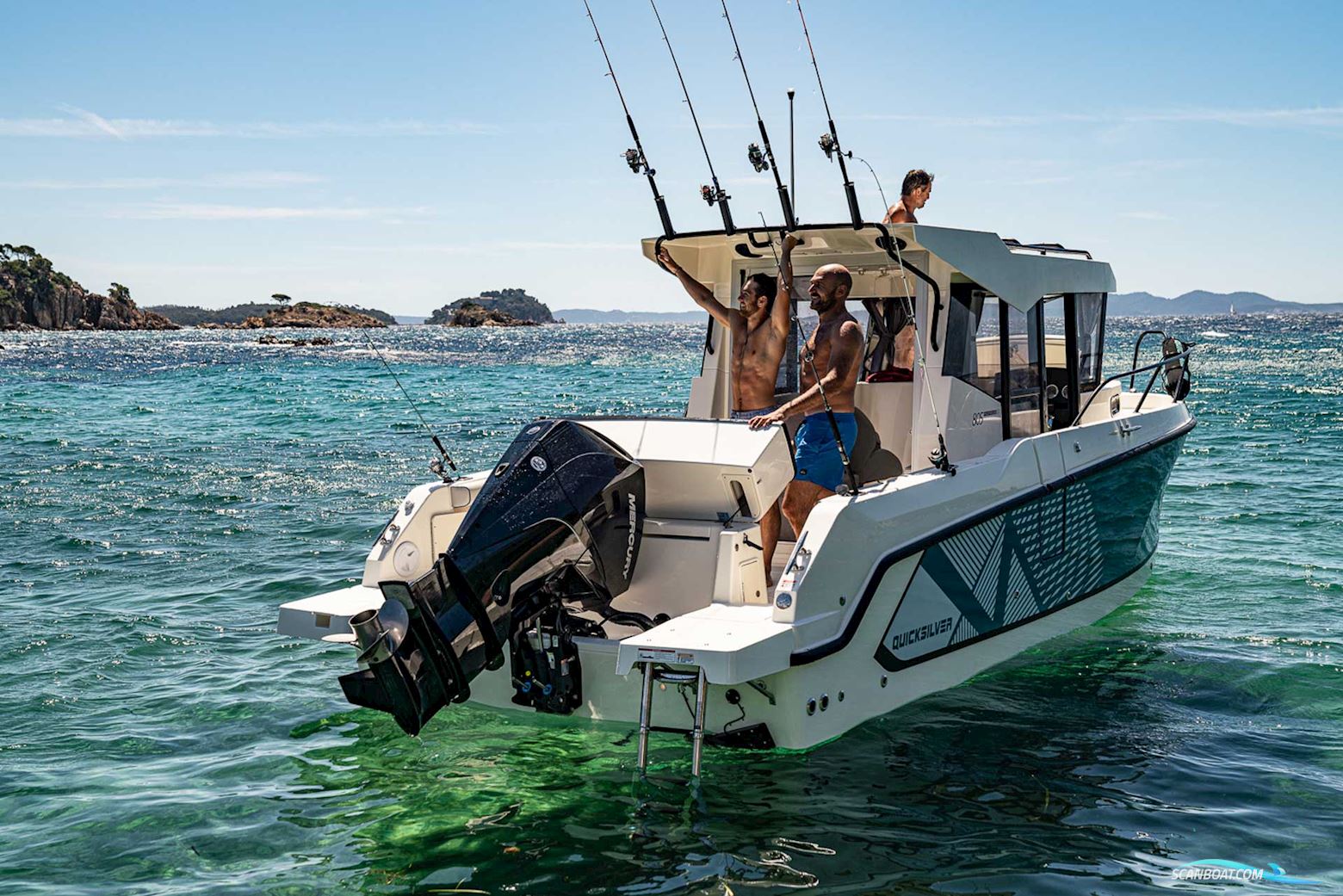 Quicksilver 805 Pilothouse