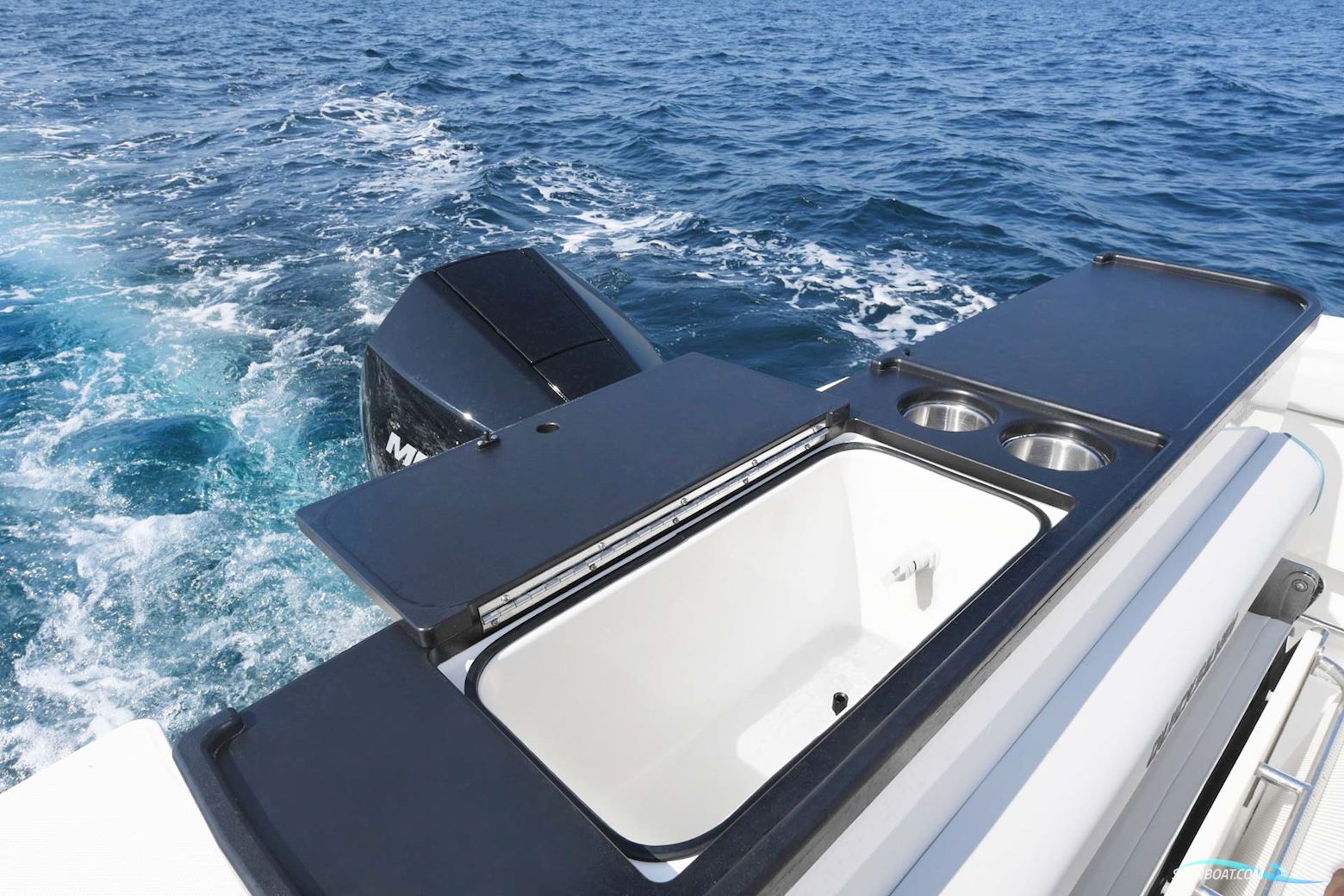 Quicksilver 805 Pilothouse