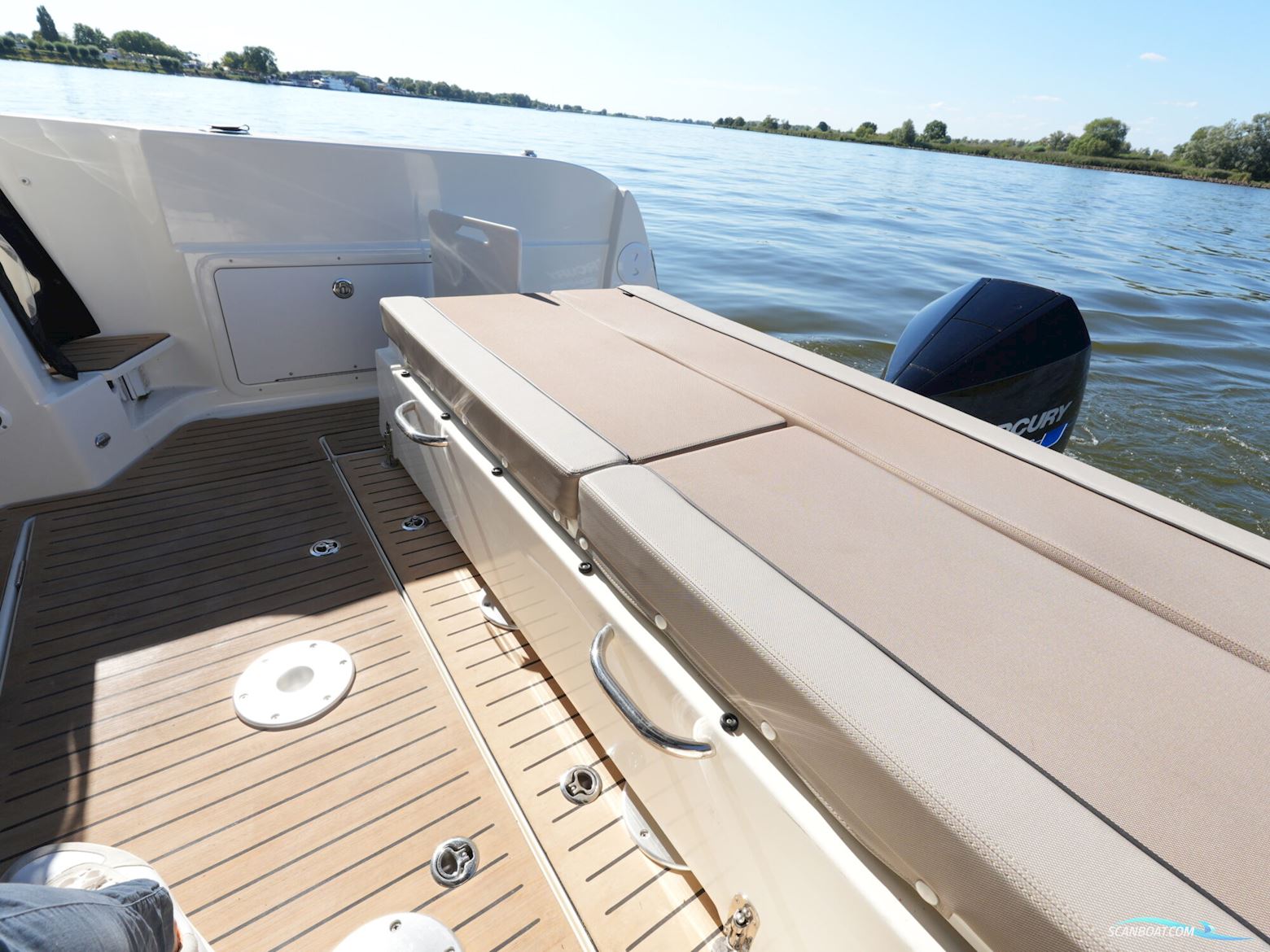 Quicksilver 905 Activ Weekend