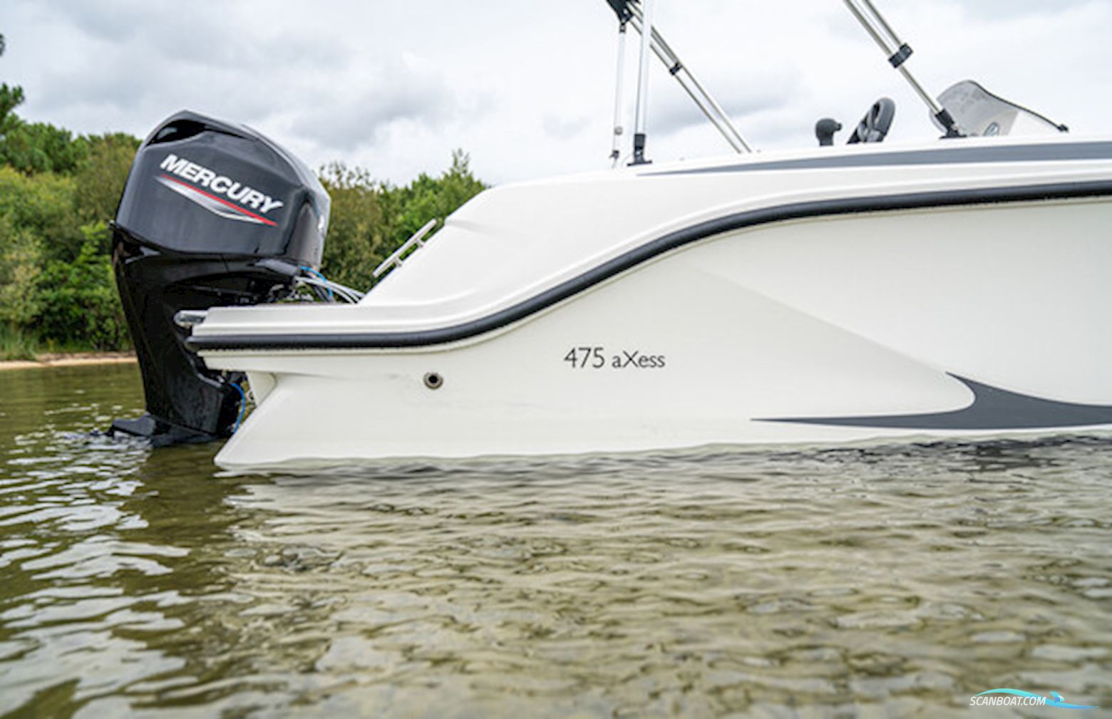 Quicksilver Activ 475 Axess Med 50 hk Mercury-Efi 4 Takt