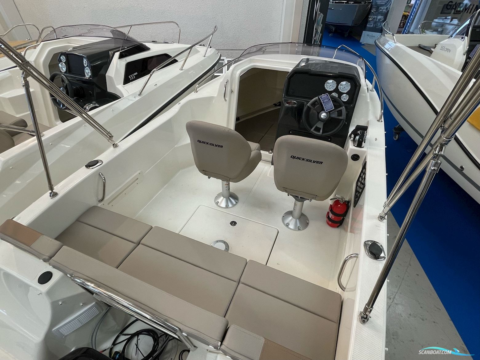 Quicksilver Activ 505 Cabin
