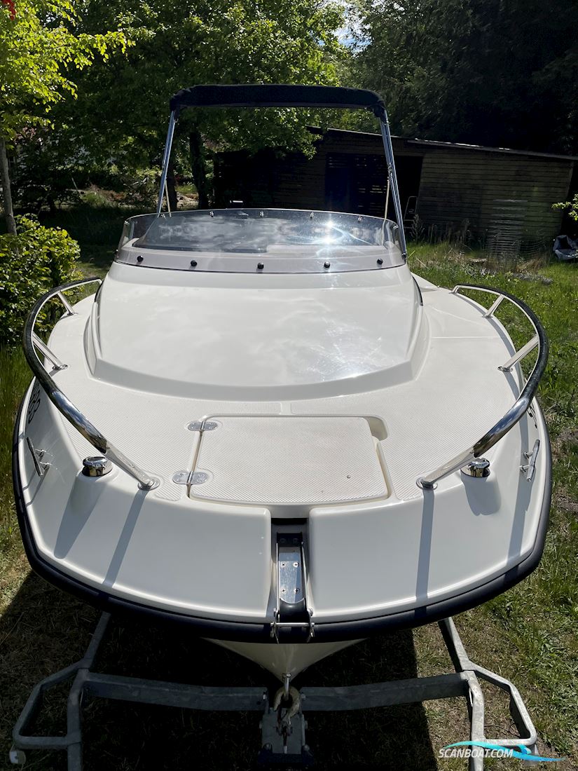 Quicksilver Activ 505 Cabin