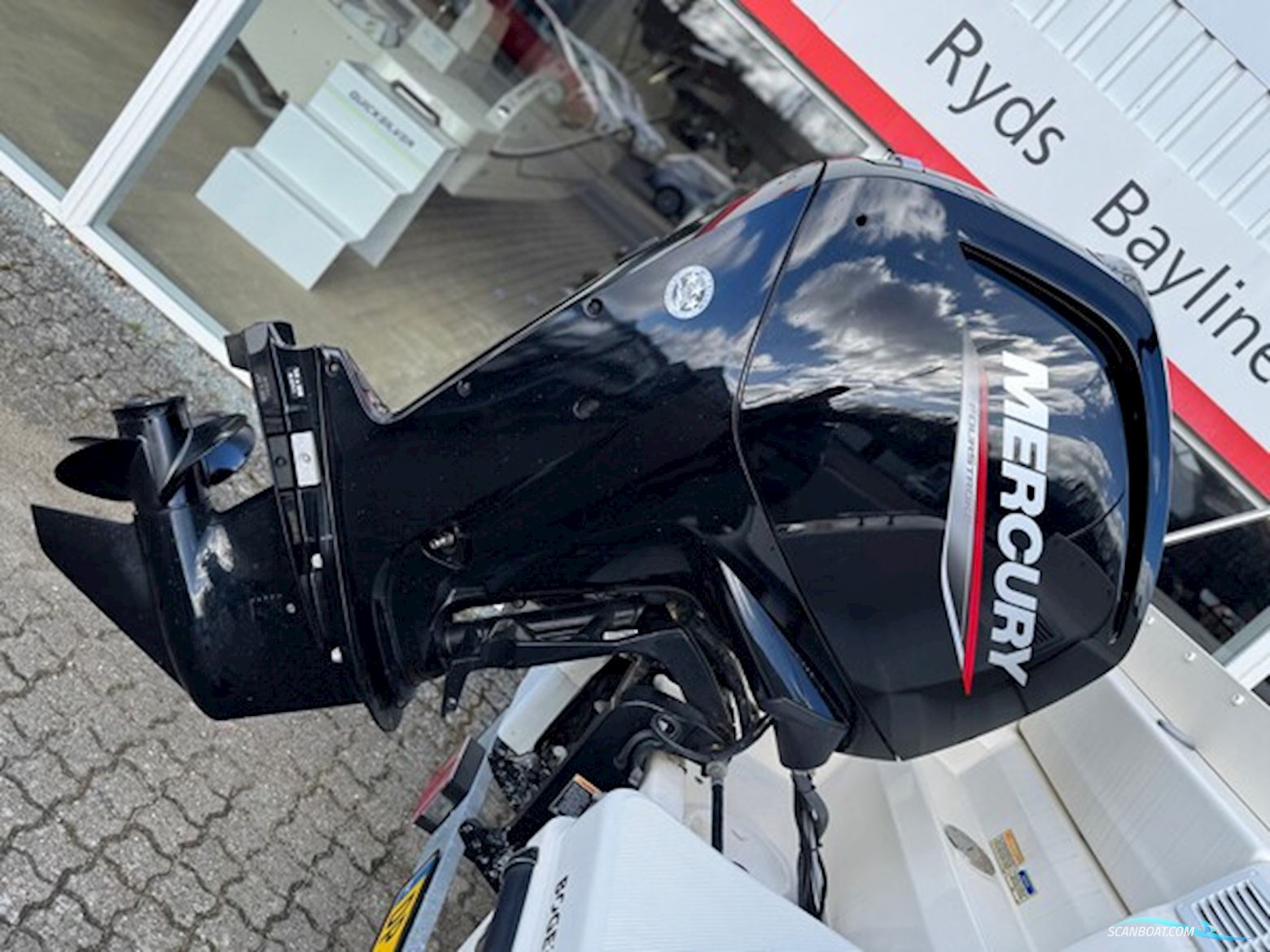 Quicksilver Activ 505 Open Med F100 Mercury og 1000 kg Brenderup 181000B Premium Bådtrailer