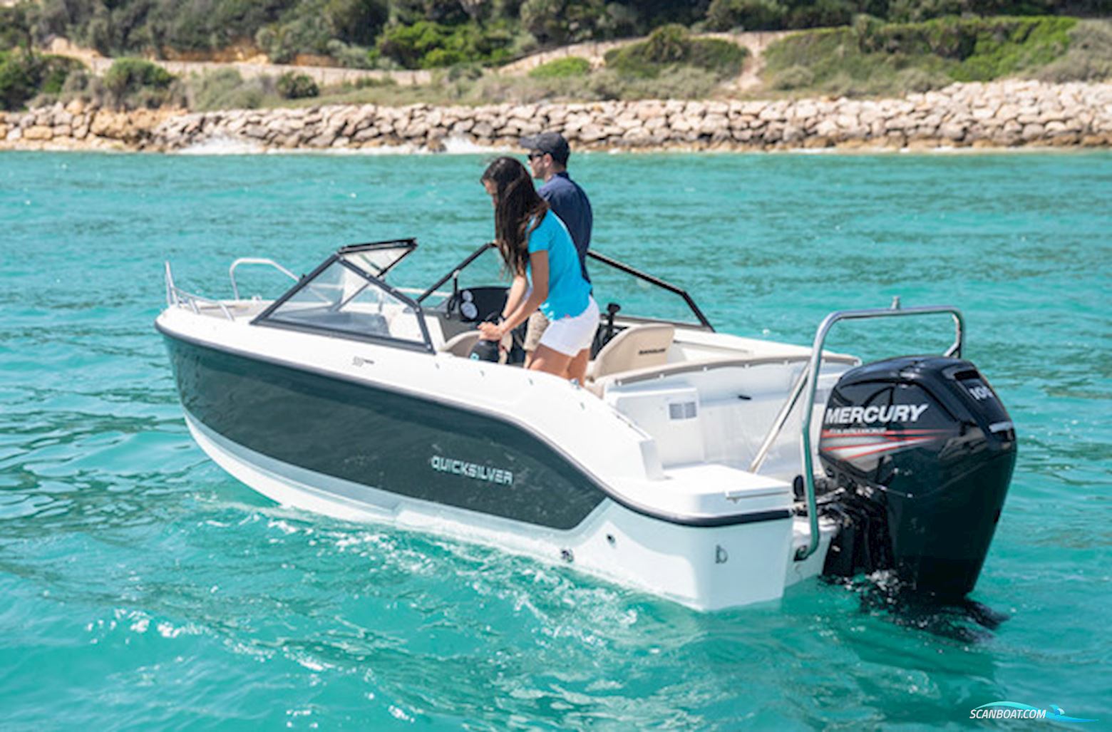 Quicksilver Activ 555 Bowrider med F100 Mercury-EFI 4 takt 2,1L - TOP-UDSTYRET