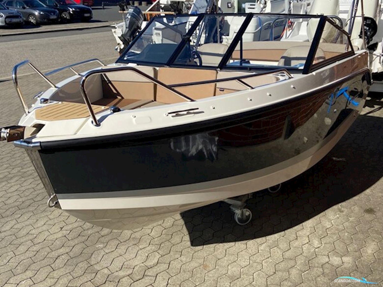 Quicksilver Activ 555 Bowrider m/Mercury F115 hk Efi 4-Takt - Solgt !