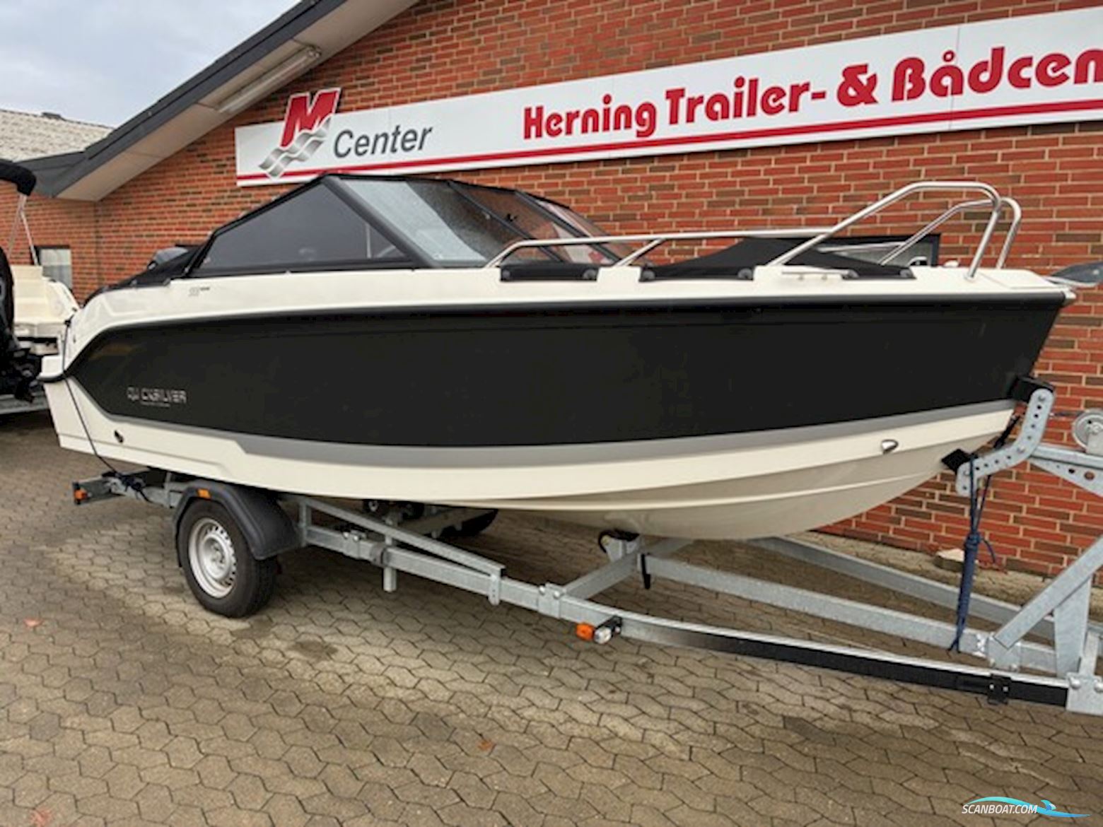 Quicksilver Activ 555 BR m/Mercury F115 hk EFI og Brenderup trailer